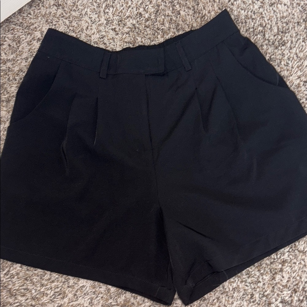 Elastic waist suite tailored trouser shorts